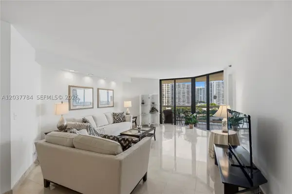 20191 E Country Club Dr #803, Aventura, FL 33180