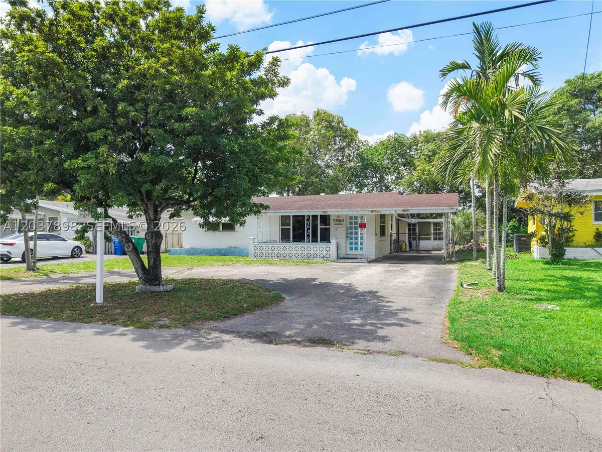 7560 Granada Blvd, Miramar, FL 33023 - #1