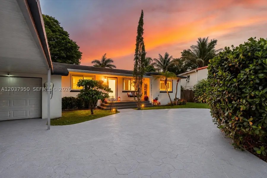 351 NE 117th St, Miami, FL 33161 - #3