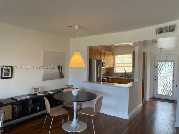 8861 Sunrise Lakes Blvd #311, Sunrise, FL 33322