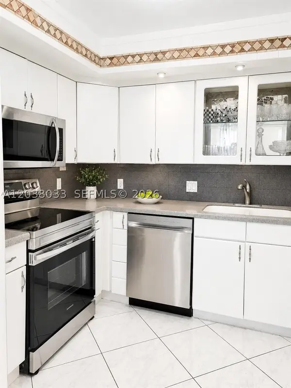 2050 Newcastle C #2050, Boca Raton, FL 33434