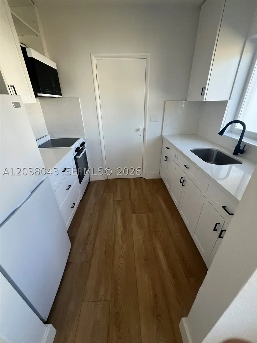 1706 Arthur St, Hollywood, FL 33020 - #3