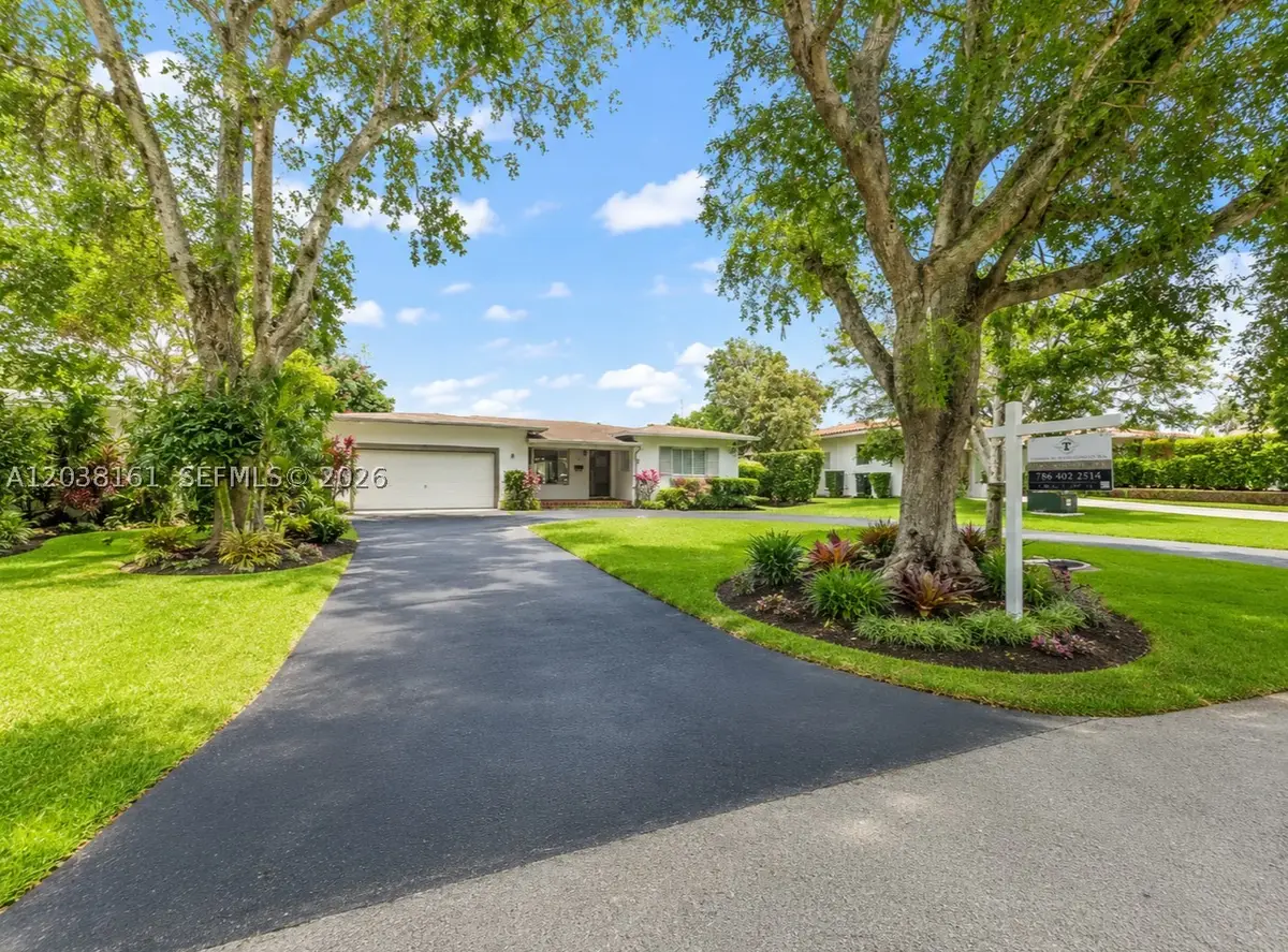 6121 SW 26th St, Miami, FL 33155 - #1