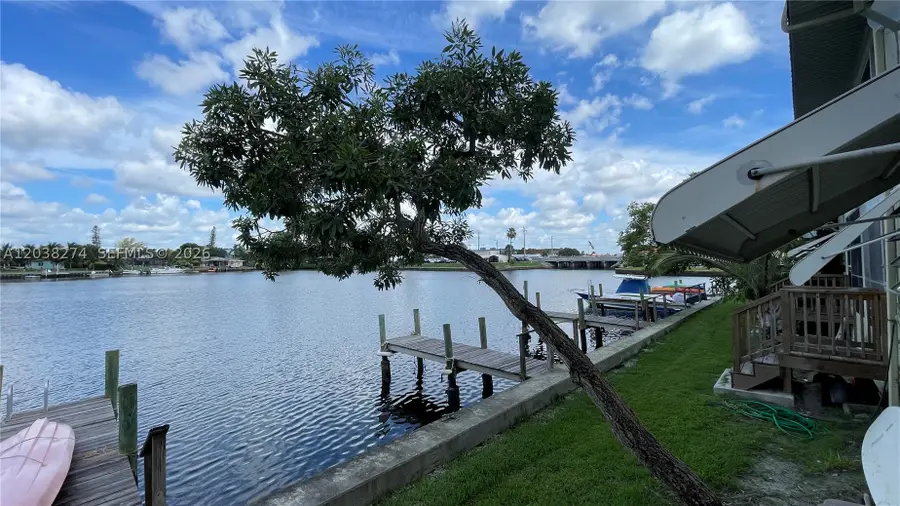 531 W Kalmia Dr #5, Lake Park, FL 33403 - #2