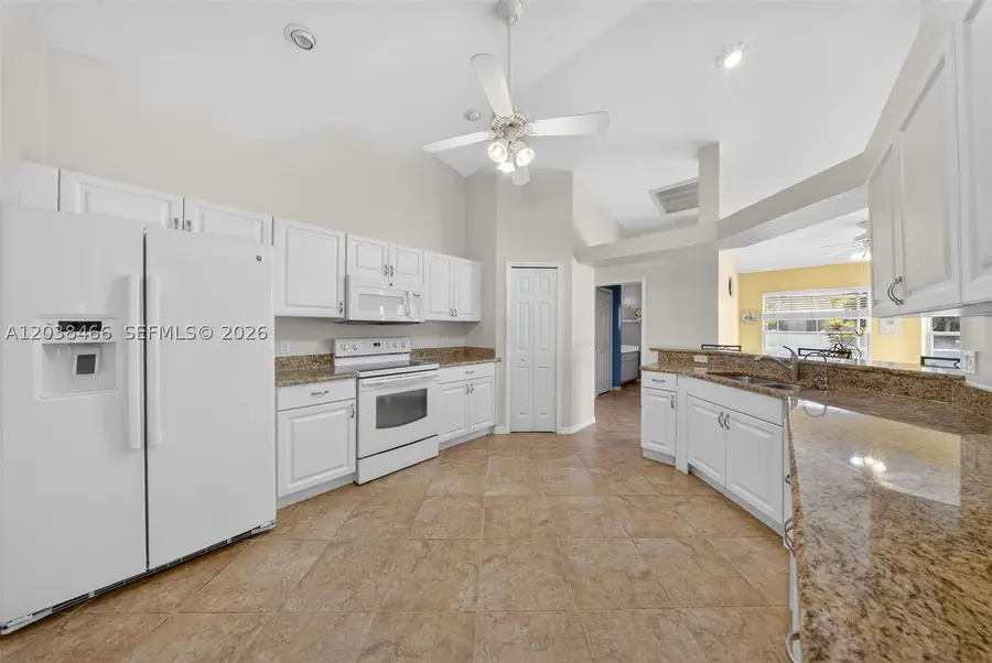 705 SW 9th Ave, Cape Coral, FL 33991 - #3