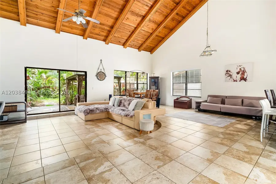 3340 Oak Dr, Hollywood, FL 33021 - #2