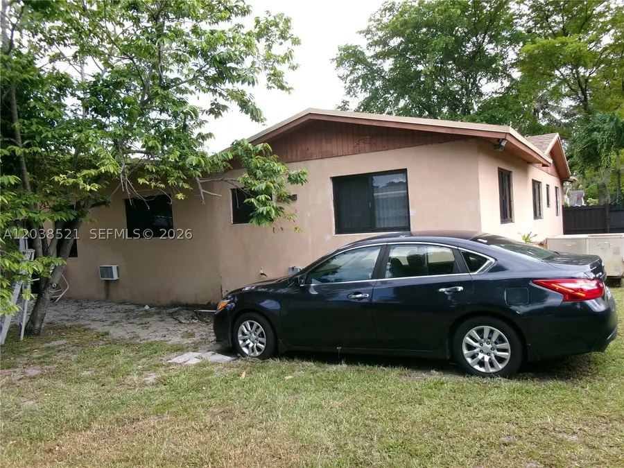 Address Withheld By Seller, Miami, FL 33162 - #2