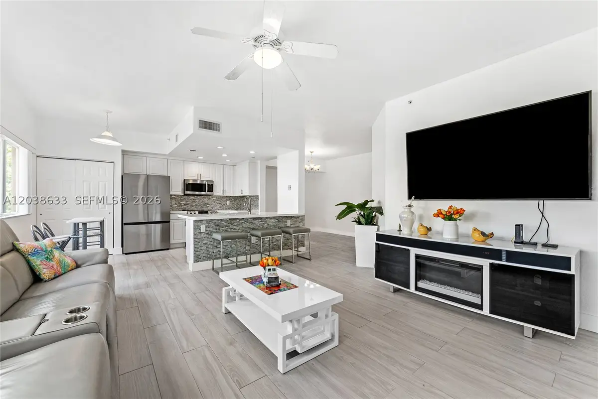 7715 Yardley Dr #303, Tamarac, FL 33321 - #1