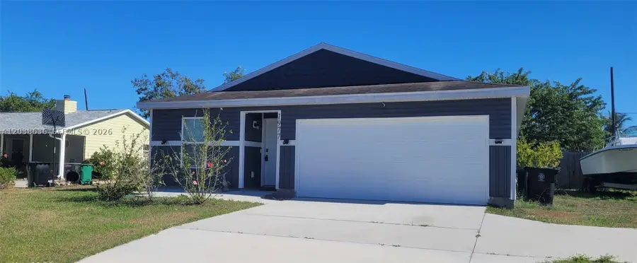 1977 SE Floresta Dr, Port Saint Lucie, FL 34983 - #2