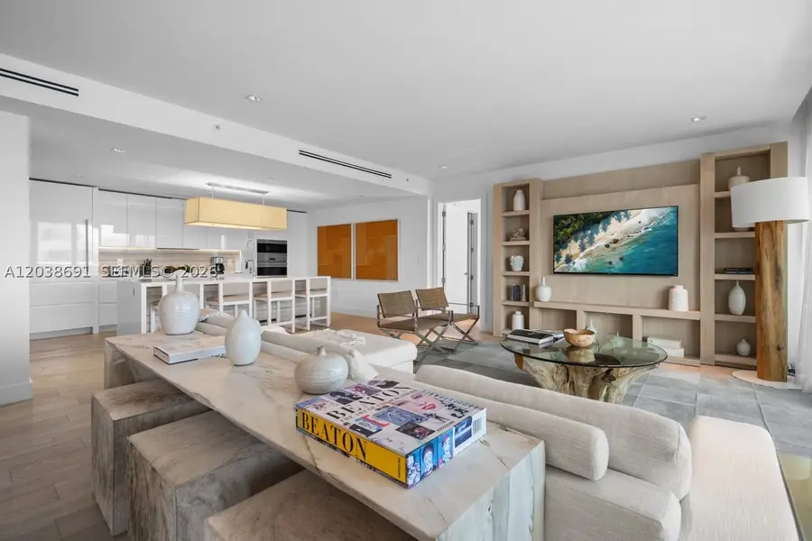 102 24th St #PH-1706, Miami Beach, FL 33139 - #2
