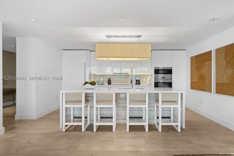 102 24th St #PH-1706, Miami Beach, FL 33139 - #3