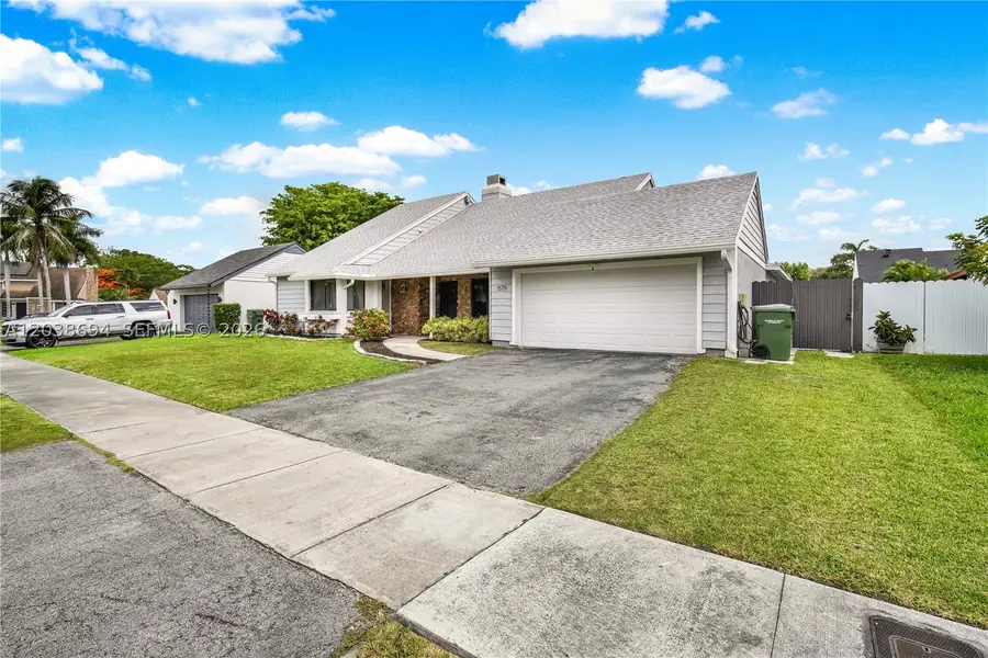 1579 S Goldeneye Ln, Homestead, FL 33035 - #3