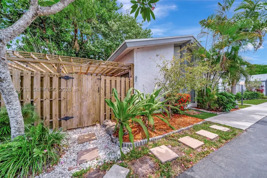 7447 W Sunrise Blvd #7447, Plantation, FL 33313 - #3