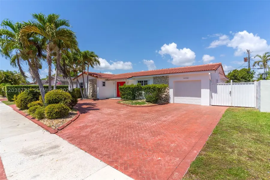 1720 SW 98th Ct, Miami, FL 33165 - #2