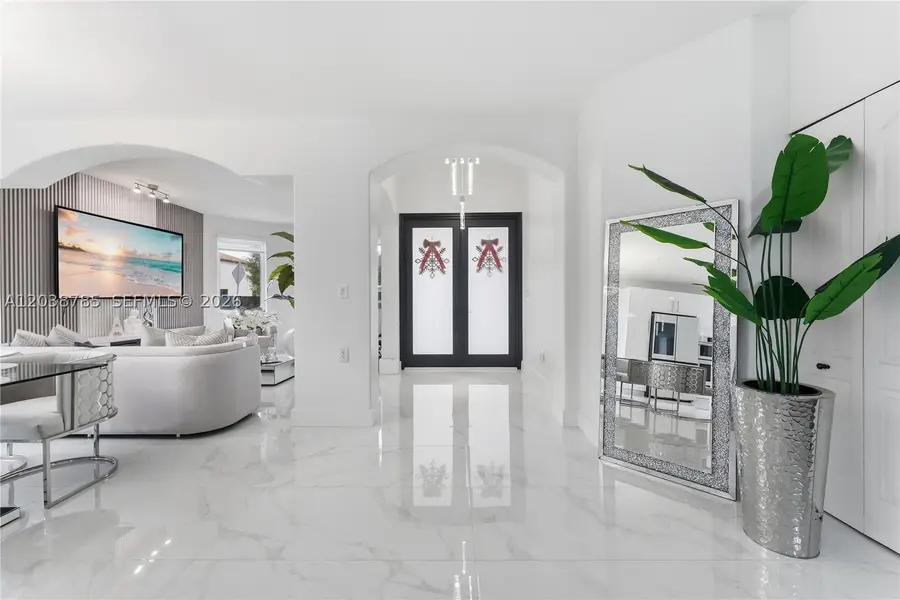 14452 SW 10th St, Miami, FL 33184 - #2