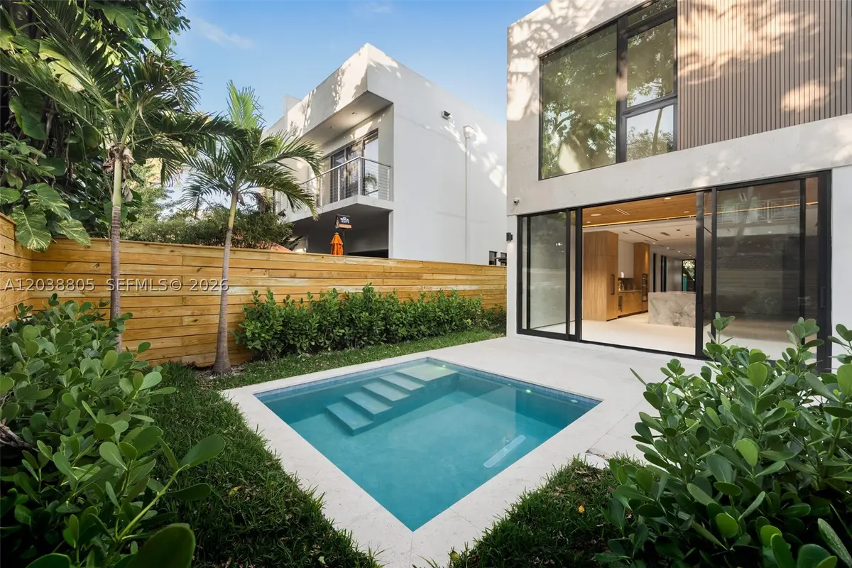 3144 Elizabeth St, Coconut Grove, FL 33133 - #1