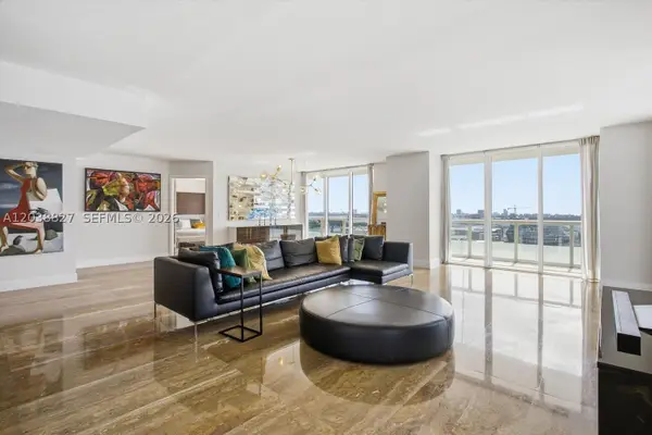 50 Biscayne Blvd #2510, Miami, FL 33132