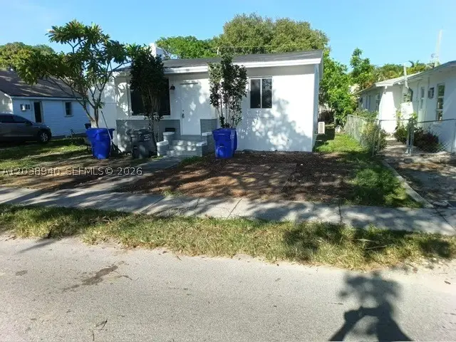 1123 N 17th Ct, Hollywood, FL 33020 - #1
