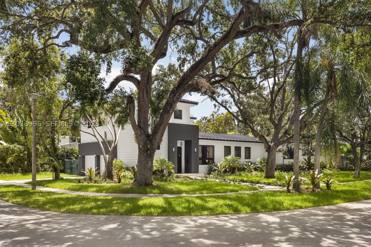3303 Halissee St, Coconut Grove, FL 33133 - #1