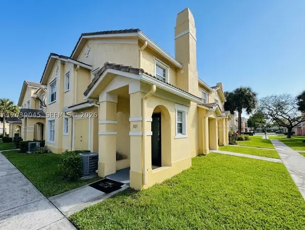 705 Belmont Ln #705, North Lauderdale, FL 33068