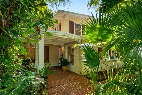5950 SW 128th St, Pinecrest, FL 33156