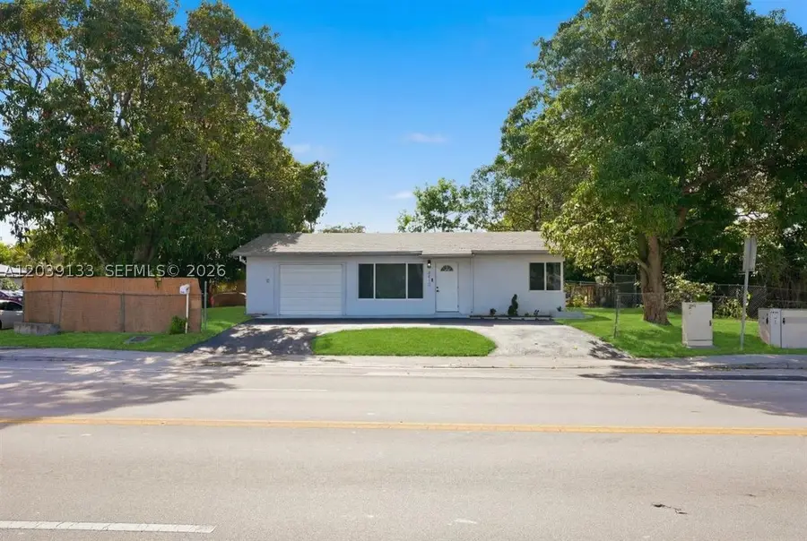 4410 NE 3rd Ave, Deerfield Beach, FL 33064 - #2