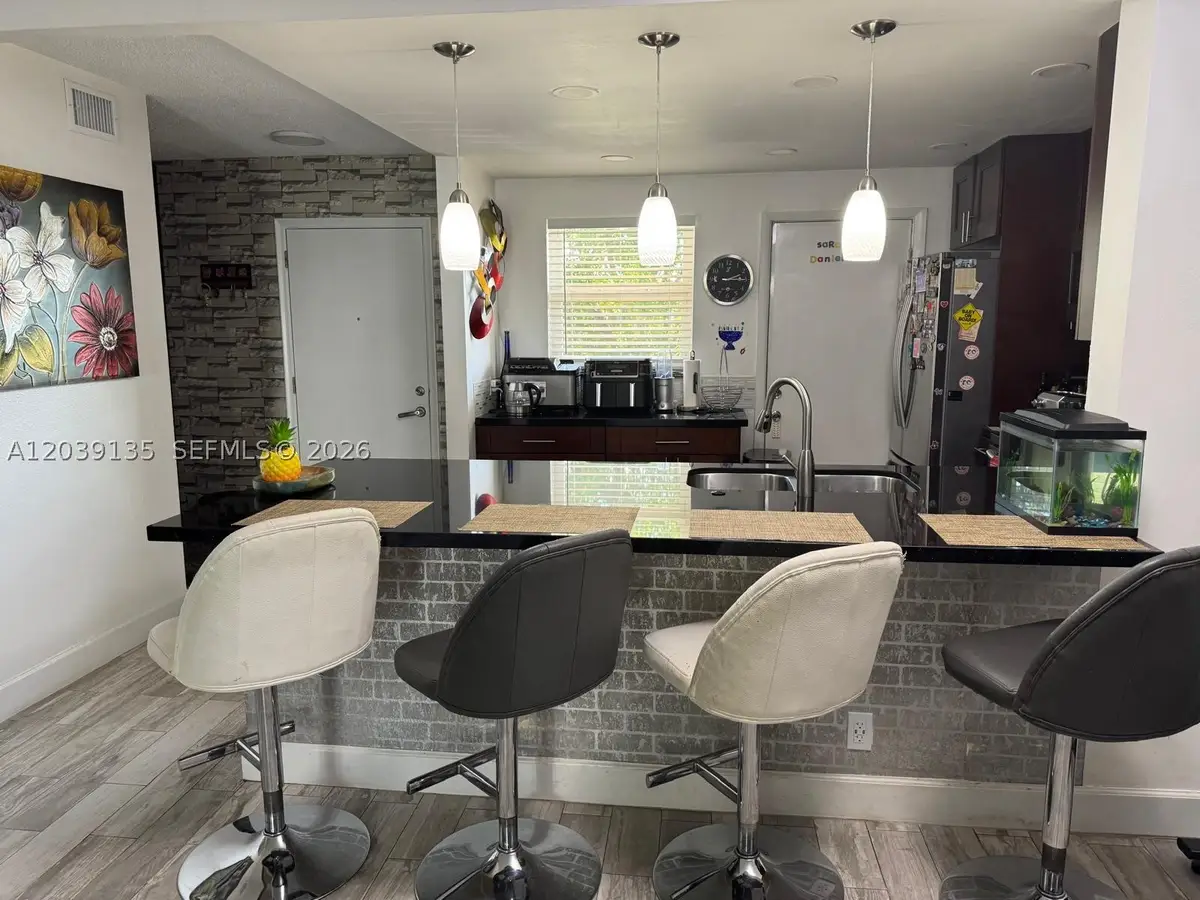 900 NE 12th Ave #302, Hallandale Beach, FL 33009 - #1