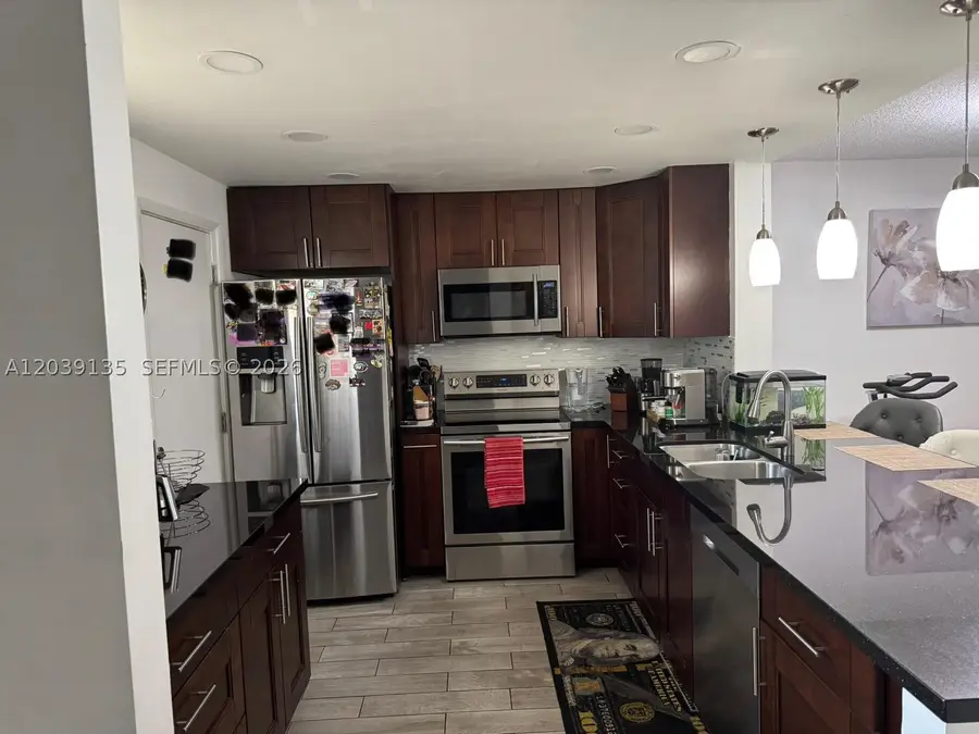 900 NE 12th Ave #302, Hallandale Beach, FL 33009 - #2