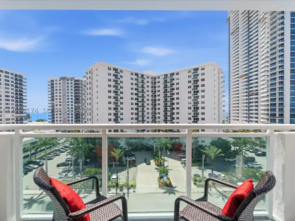 3000 S Ocean Dr #718, Hollywood, FL 33019