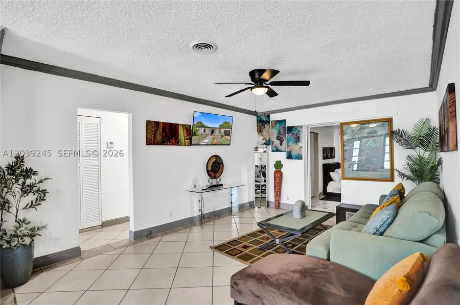 6280 SW 8th Pl, North Lauderdale, FL 33068 - #3