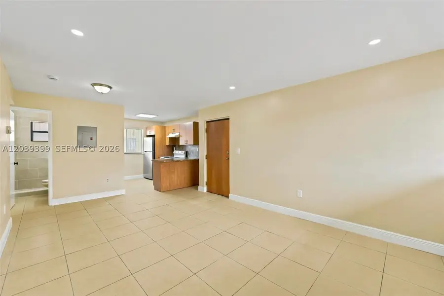 2730 W 61st Pl #201, Hialeah, FL 33016 - #3