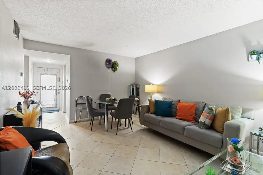 9281 Sunrise Lakes Blvd #308, Sunrise, FL 33322 - #3