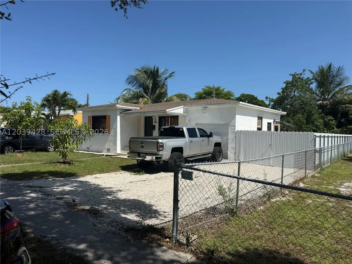 1880 NE 159th St, North Miami Beach, FL 33162 - #1