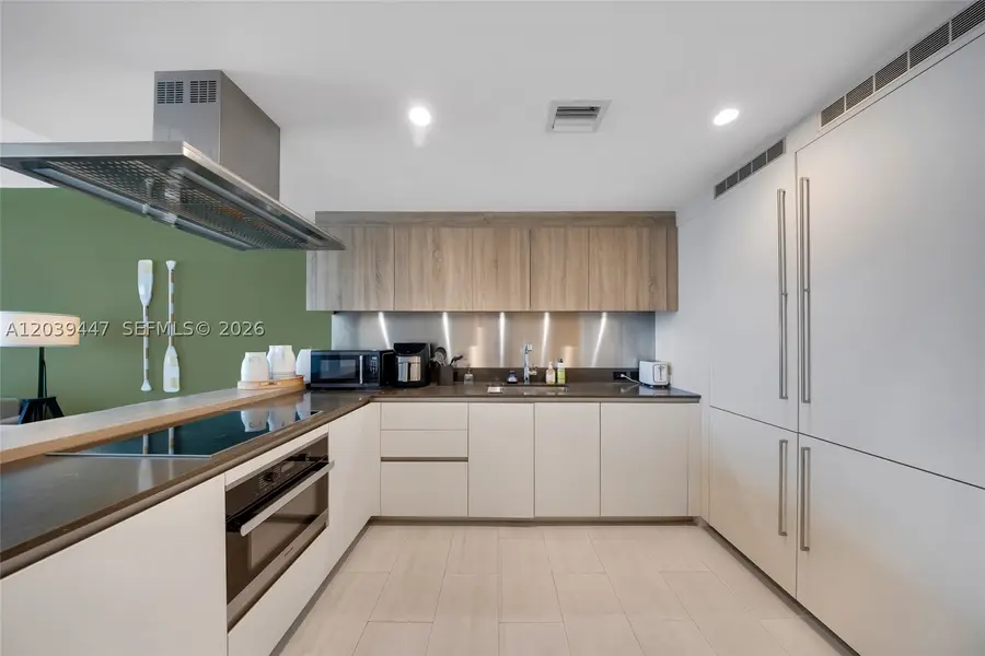 1000 Brickell Plz #4704, Miami, FL 33131 - #2