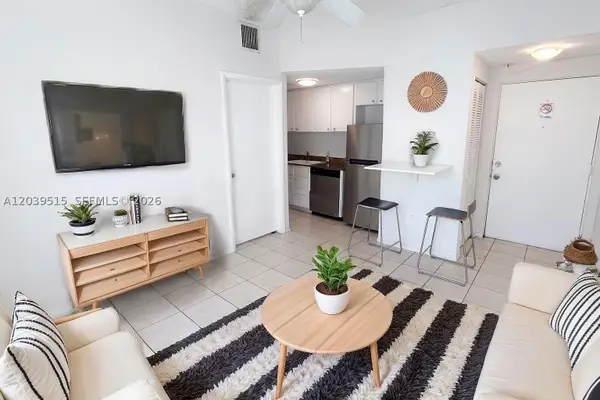 1218 Drexel Ave #204, Miami Beach, FL 33139