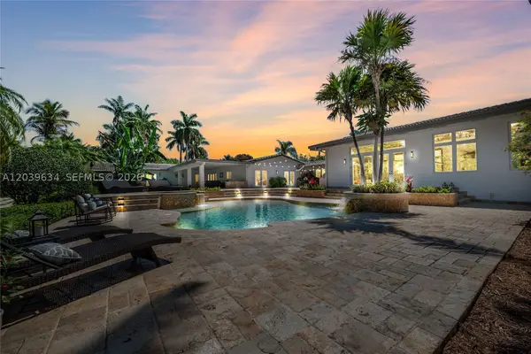11900 SW 63rd Ave, Pinecrest, FL 33156