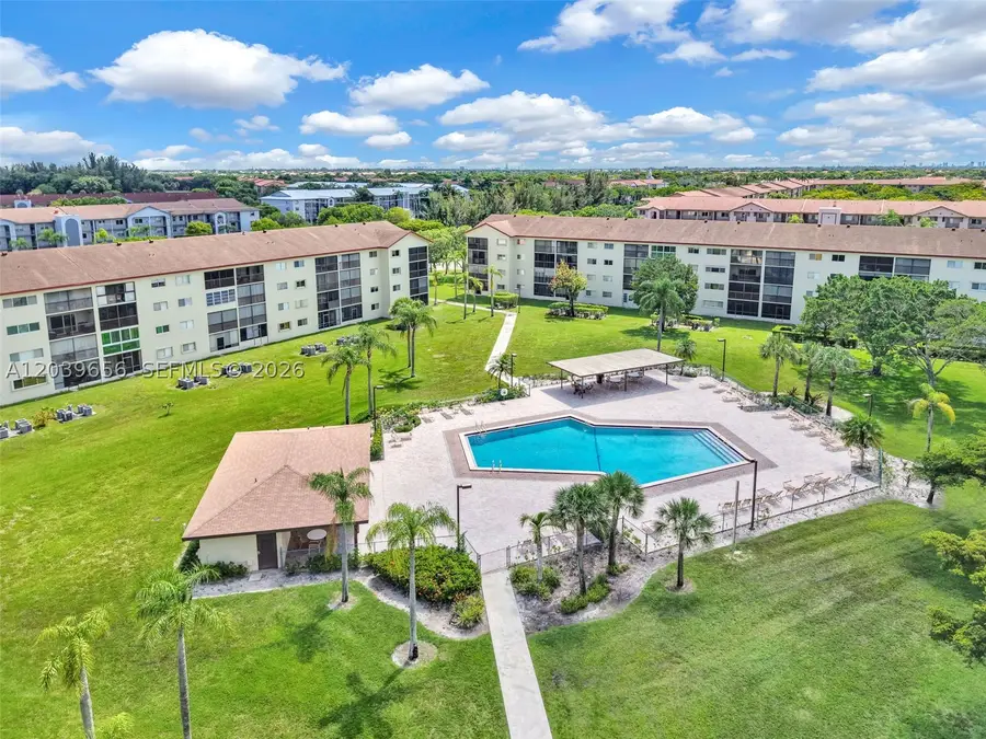 12750 SW 15th St #204D, Pembroke Pines, FL 33027 - #3