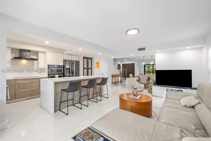 2771 NE 164th St #12, North Miami Beach, FL 33160 - #2