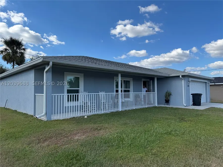 1201 Banjo Ct, Labelle, FL 33935 - #2