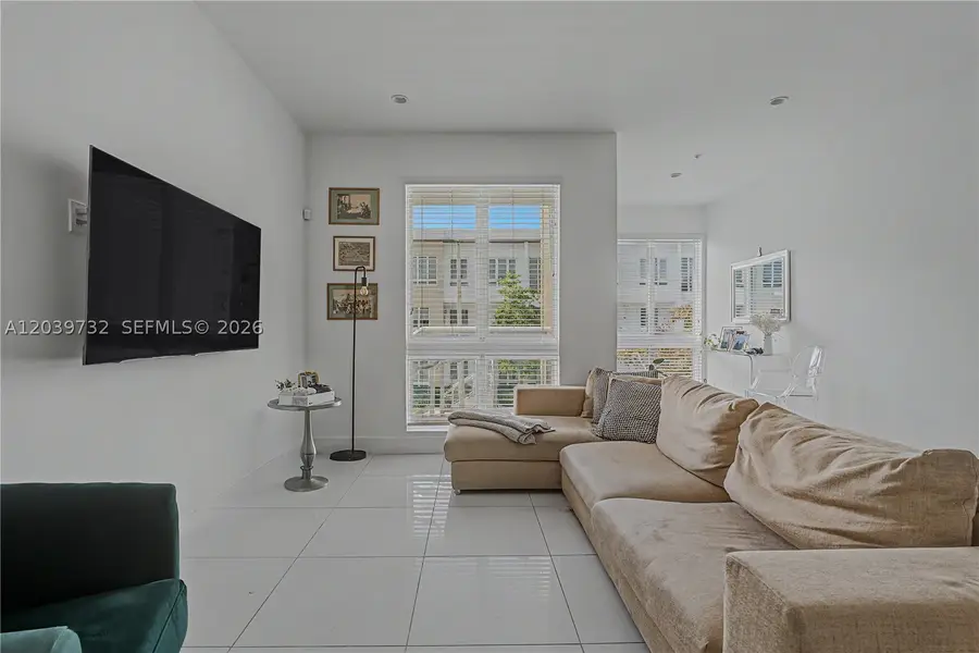 10260 NW 63rd Ter #203, Miami, FL 33178 - #3