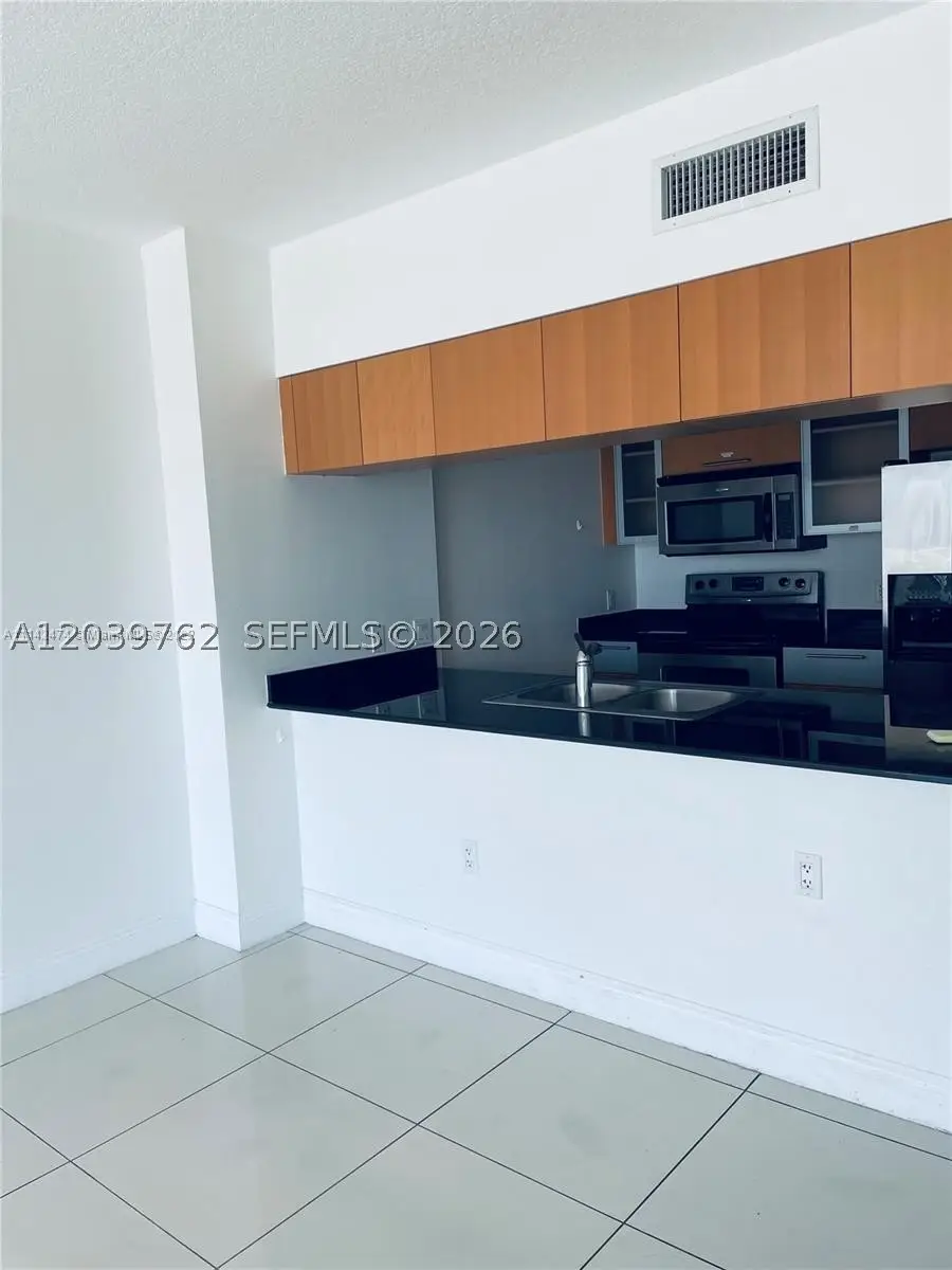 1750 N Bayshore Dr #2112, Miami, FL 33132 - #3