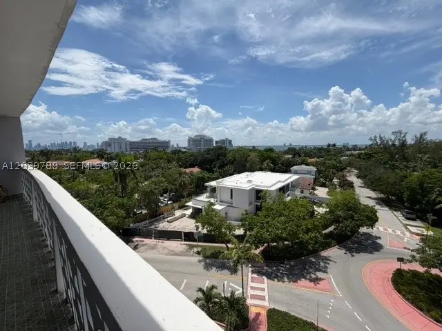 4141 Nautilus Dr #7E, Miami Beach, FL 33140 - #3