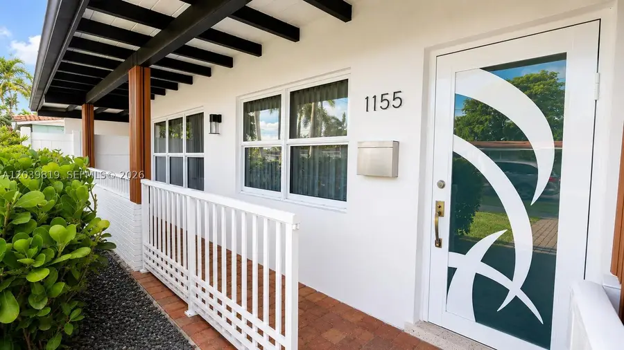 1155 Hayes St, Hollywood, FL 33019 - #2