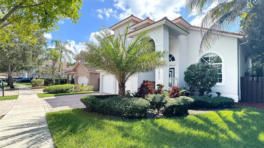 5853 NW 111th Ave, Doral, FL 33178 - #2