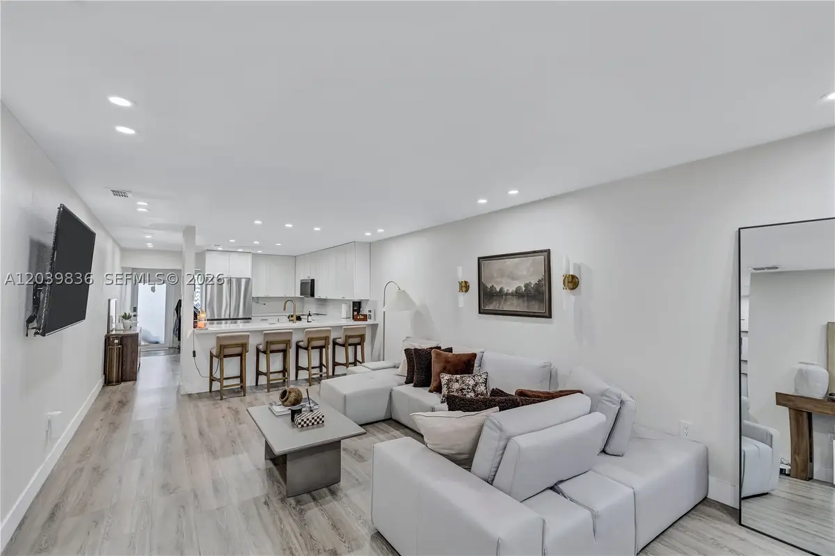 6465 SW 135th Ave, Miami, FL 33183 - #1