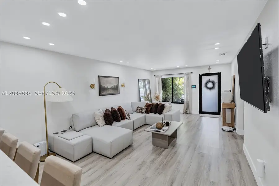 6465 SW 135th Ave, Miami, FL 33183 - #2