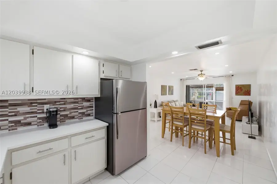 2894 E Crosley Dr E #D, West Palm Beach, FL 33415 - #3