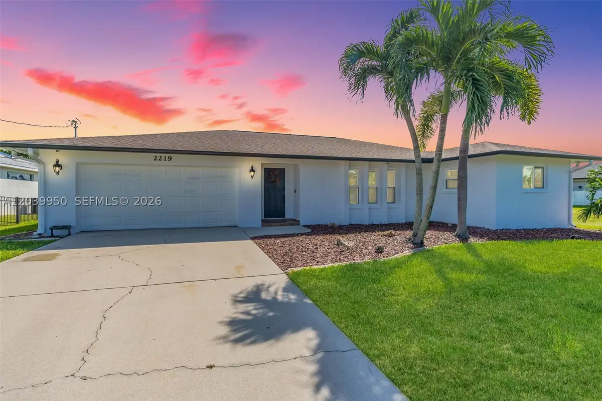2219 SE 19 Pl, Cape Coral, FL 33990 - #1