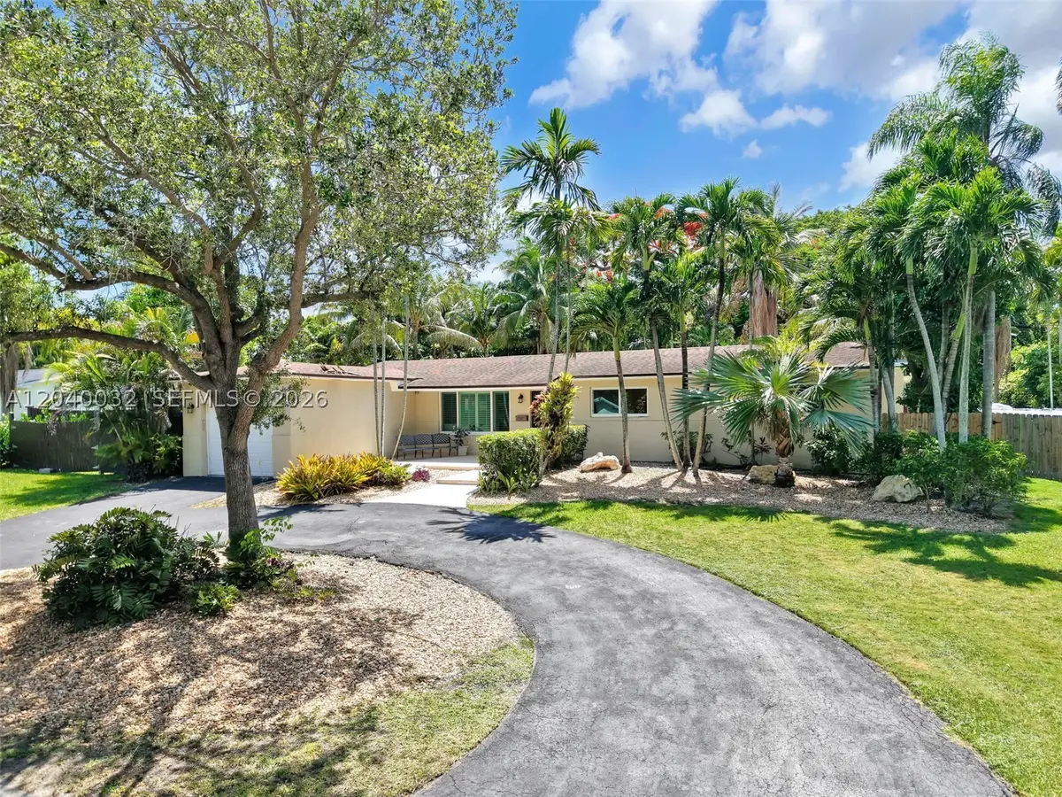 14501 SW 99th Ave, Miami, FL 33176 - #1