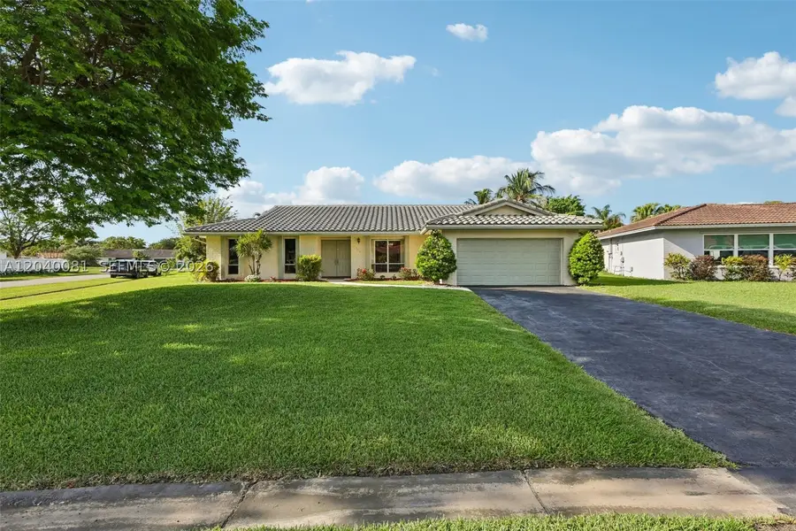 2518 NW 121st Dr, Coral Springs, FL 33065 - #3